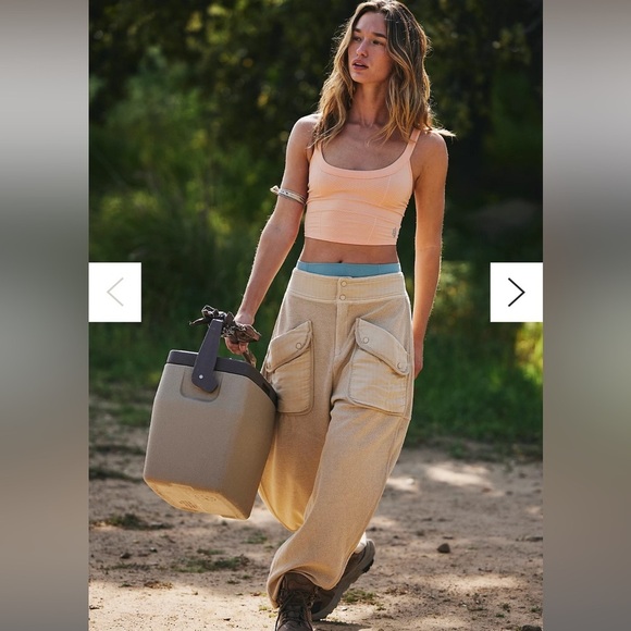 Free People Timko Pants Large Color: Pacific Sand NWT